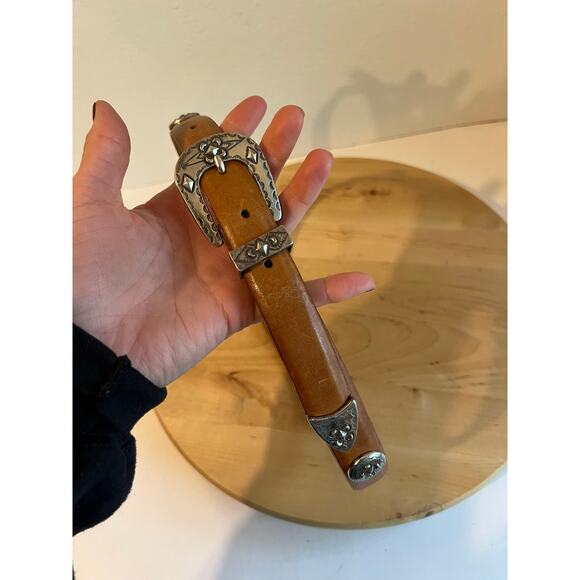 Vintage 90s Tan Genuine Leather Silver Studded Western Belt Size Medium